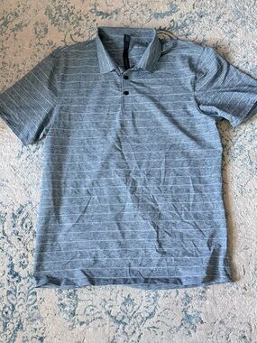Lululemon Evolution Golf Athletic Performance Polo Shirt Large Blue Gray striped